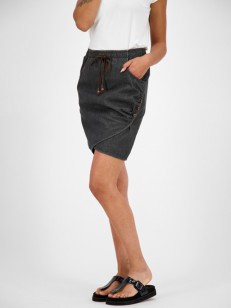 Alife and Kickin LUCYAK DNM black denim
